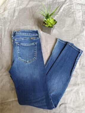 Maurices Blue Skinny Jeans Front & Back Pockets Size 25